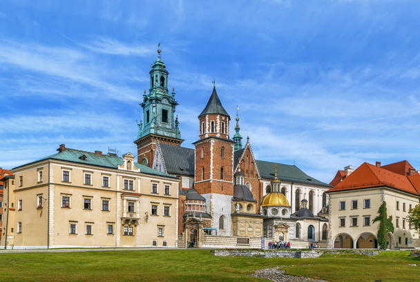 Királyi Főkatedrális Szentek Bazilika Stanislaus és Vencel a Wawel dombon más néven a Wawel katedrális Krakkóban, Lengyelország - Fotó, kép