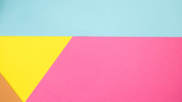 Renkli kağıtların modaya uygun geometrik soyut dokusu - Fotoğraf, Görsel