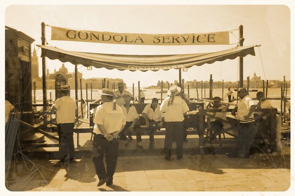 Retro Postkarte, Service Gondel avec gondolier au Quai
 - Photo, image