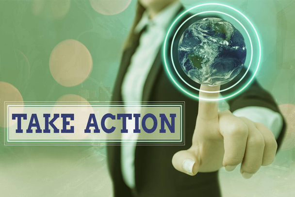 Escrevendo nota mostrando Take Action. Foto de negócios mostrando para fazer algo Para agir a fim de obter um resultado particular
. - Foto, Imagem
