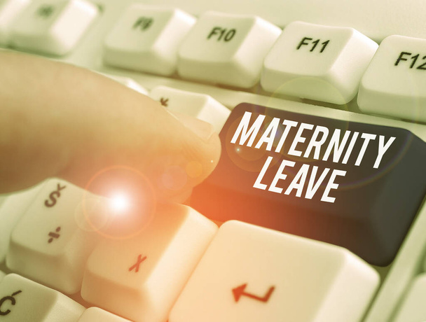Text sign showing Maternity Leave. Conceptual photo the leave of absence for an expectant or new mother. - Φωτογραφία, εικόνα