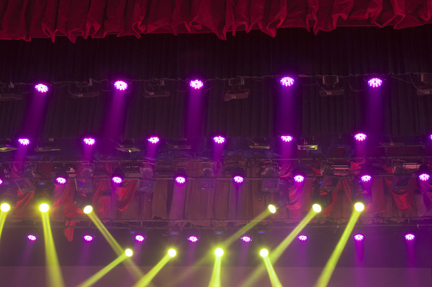 luces de escenario colorido
 - Foto, Imagen