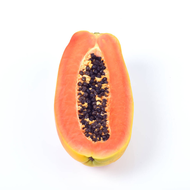 papaja izolowana na białym tle - Zdjęcie, obraz