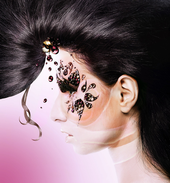 pink flower woman with creative hair and face art with rhineston - Fotoğraf, Görsel