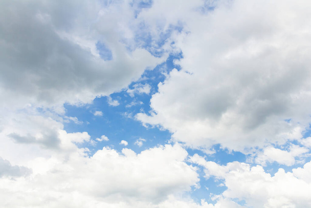 blue sky with cloud closeup - Фото, зображення
