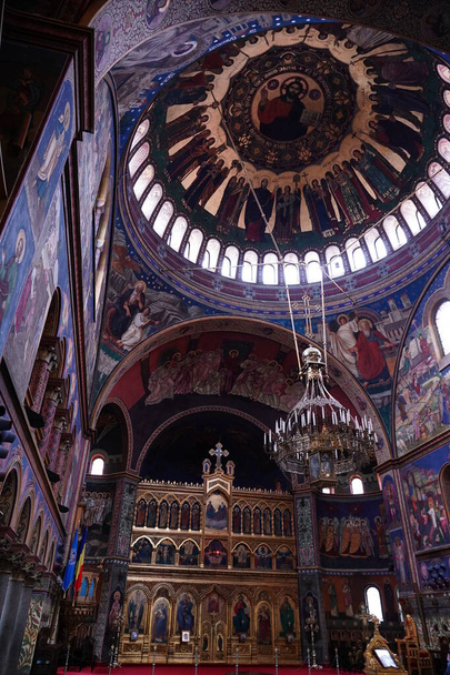 murs et intérieurs d'une église ortodoxe
 - Photo, image