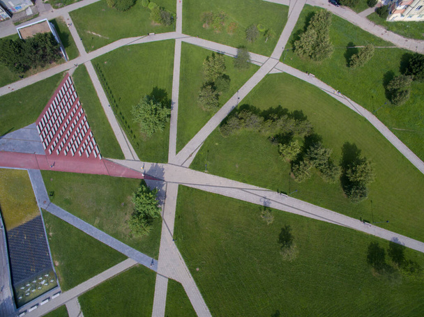 Abstraktní letecký pohled na náměstí Cecenija v Kaunasu, Litva - Fotografie, Obrázek