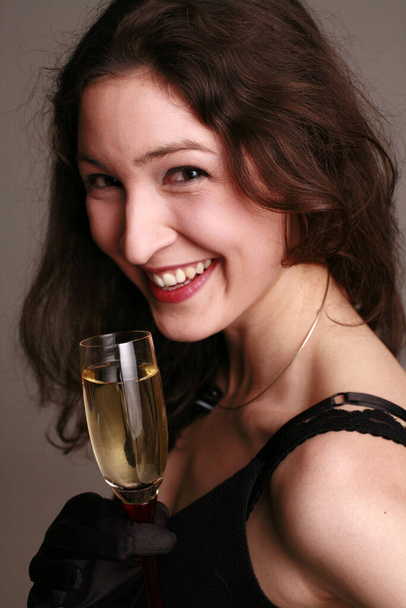 beautiful woman with glass of champagne - Valokuva, kuva