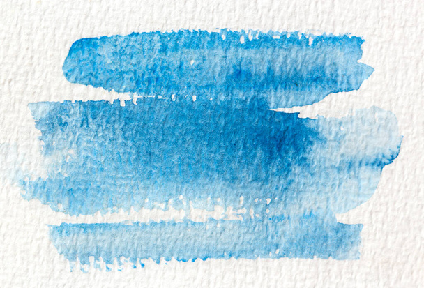 Kék nedves akvarell mosás, akvarell háttér, Ombre akvarell. - Fotó, kép