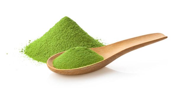 matcha green tea powder in wood spoon on white background - Foto, Bild