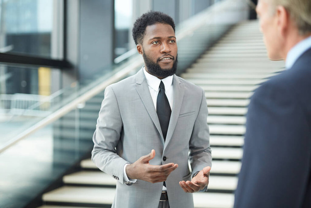 Modern Black Businessman Saying Something - Foto, Imagem