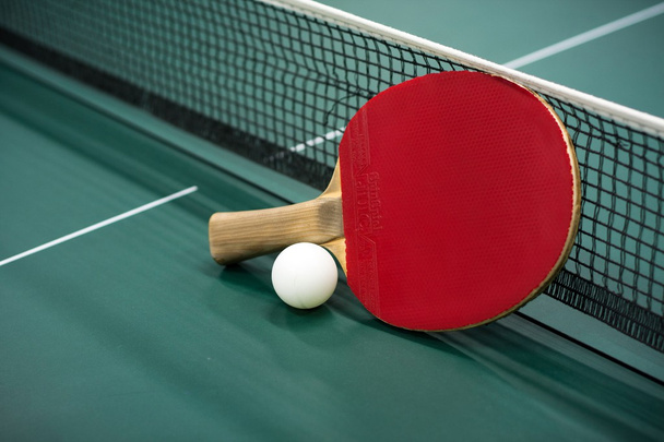 raquetes de ténis de mesa
 - Foto, Imagem