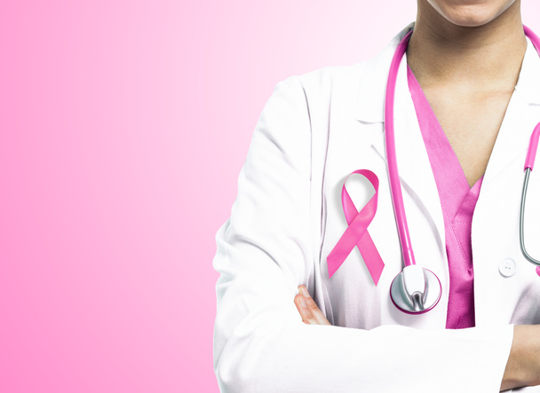 Krankenschwester mit rosa Schleife - Foto, Bild