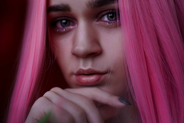 Beauty Fashion Model Girl with Pink Hair. Colourful Hair - Фото, зображення