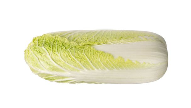 Китайская капуста, капуста или вомбок на белом фоне с обрезками. Зеленая капуста - Фото, изображение