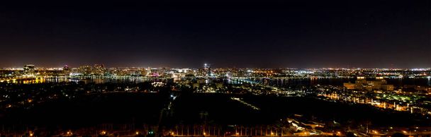 Letecká noc panorama West Palm Beach Florida - Fotografie, Obrázek