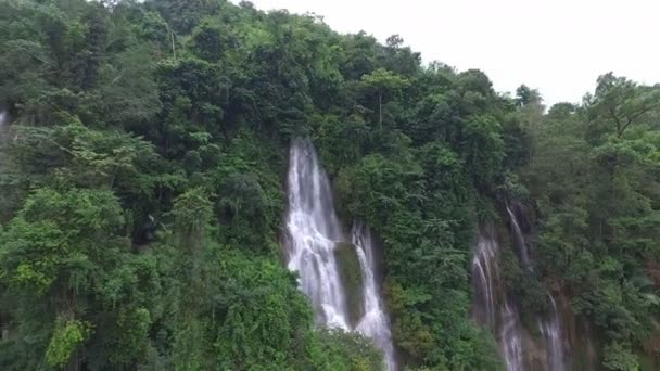 Водопад Тхи Ло Су
 - Кадры, видео