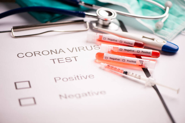 Orta Doğu solunum sendromu Coronavirus test tüpü Mers-Cov içeriyor. - Fotoğraf, Görsel