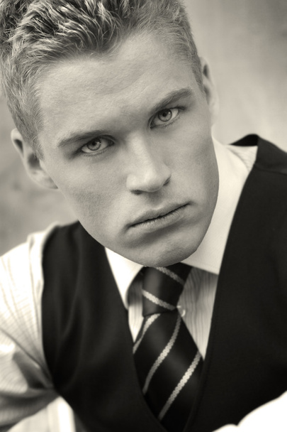 Young serious business man - Foto, Imagen