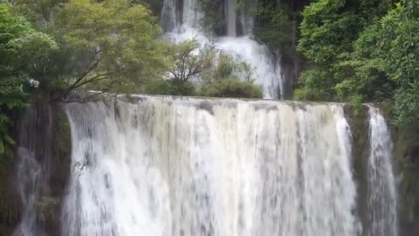 Thi Lo Su waterfall - Footage, Video