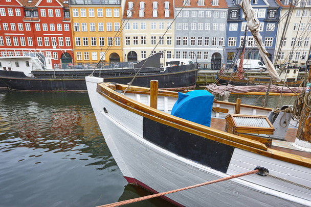 Традиционные красочные фасады в центре Копенгагена. Nyhavn области. Дания  - Фото, изображение