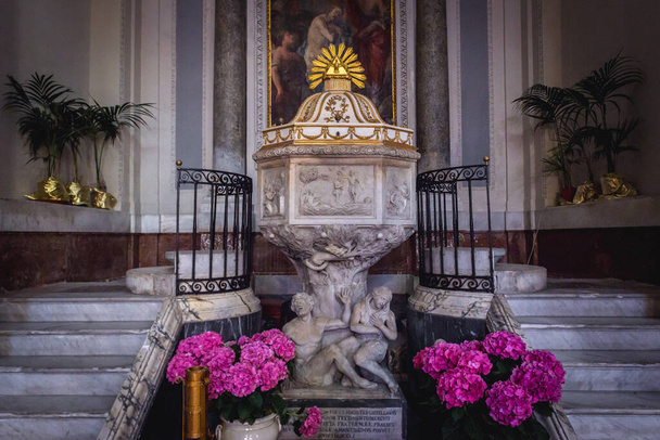 Intérieur de la cathédrale de l'Assomption catholique romaine à Palerme, île de Sicile en Italie
 - Photo, image