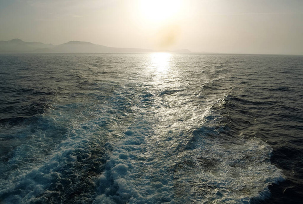 船からテネリフェ島を望む,カナリア諸島,大西洋,スペイン - 写真・画像