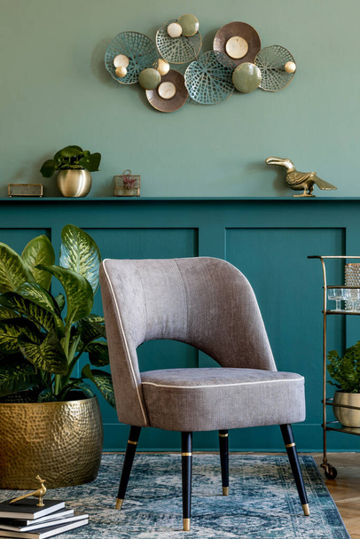 Super elegant armchair in studio  - Foto, Bild