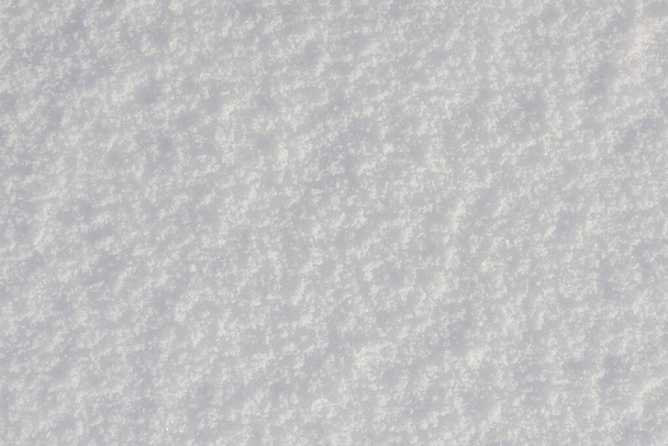 Белый цвет абстрактной текстуры фон может быть использован в качестве настенной бумаги, заставки или для зимнего сезона фон карты или рождественской открытки фона и место для копирования текста
 - Фото, изображение