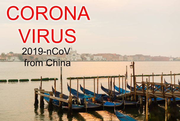Coronavirus 2019-nCoV, COVID-19 στην Ιταλία. Βενετία γόνδολες στην πλατεία του Αγίου Μάρκου, Βενετία, Ιταλία. - Φωτογραφία, εικόνα