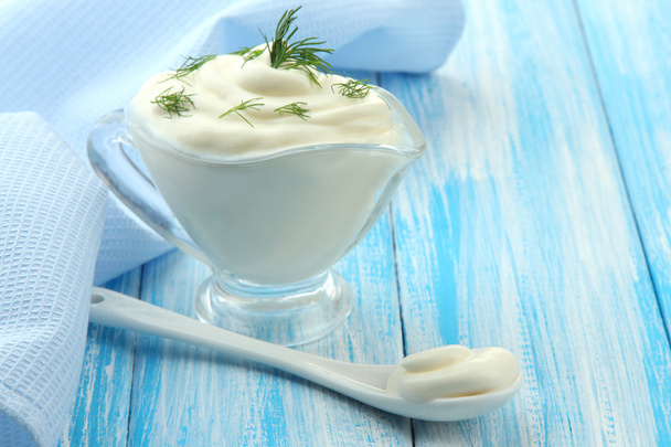 Sour cream on table close-up - Fotoğraf, Görsel