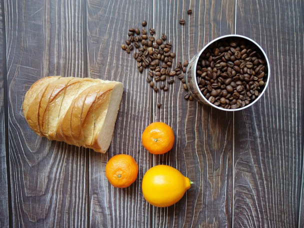 layout of coffee beans on a flat surface - Photo, Image