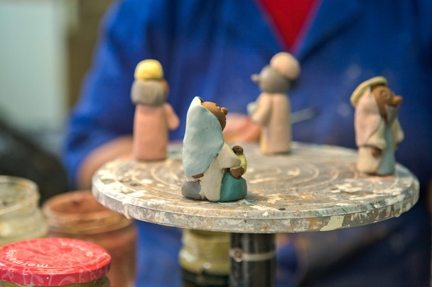 Painting nativity figurines - Photo, Image
