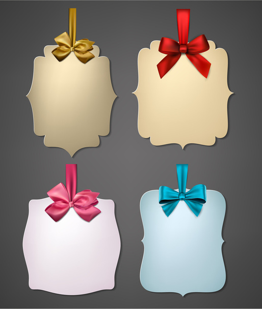 Paper gift cards with color satin bows. - Vettoriali, immagini