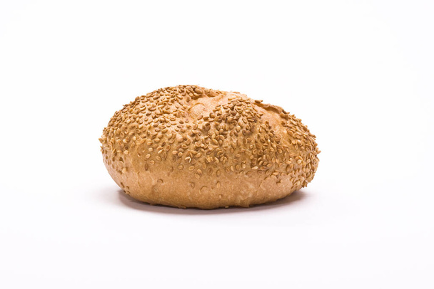 bread on white background - Foto, afbeelding