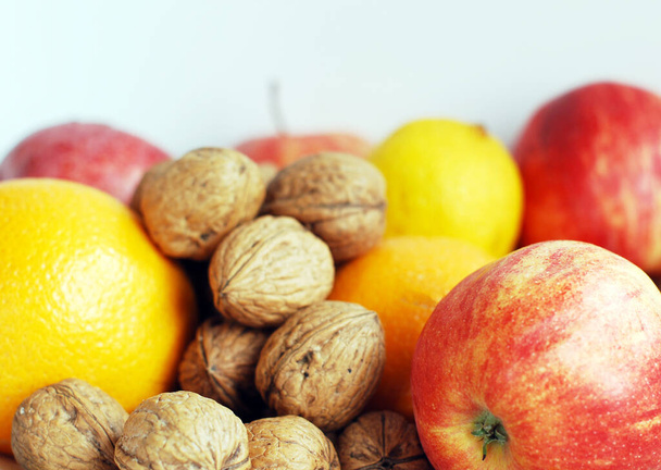 Fruit basket with fruits and nuts - Zdjęcie, obraz