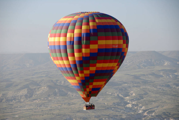balloon ride in Cappatocia turkey - Foto, afbeelding