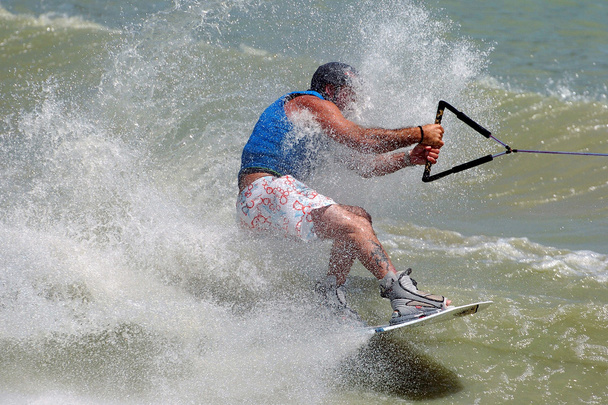  ακραία wakeboarder στον απόηχο - Φωτογραφία, εικόνα