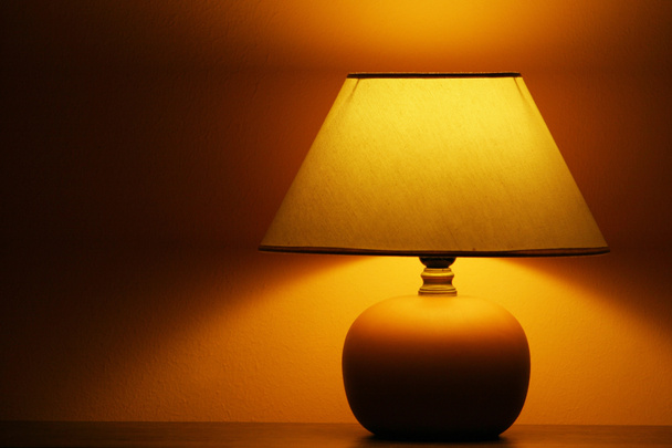 Лампа на стіні
 - Фото, зображення