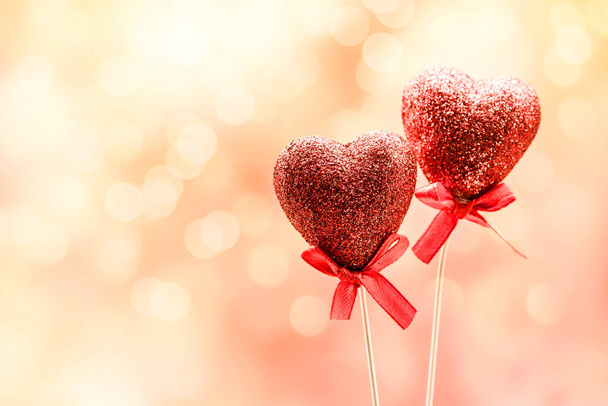 červené srdce s láskou k Valentýnu a nejsladší den - Fotografie, Obrázek