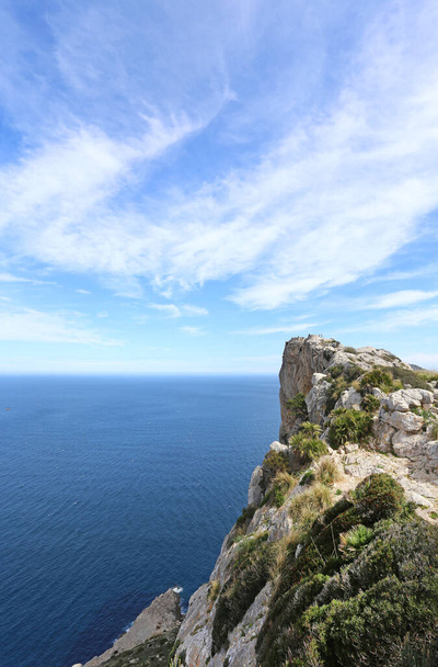 view of the sea and the blue sky - Valokuva, kuva
