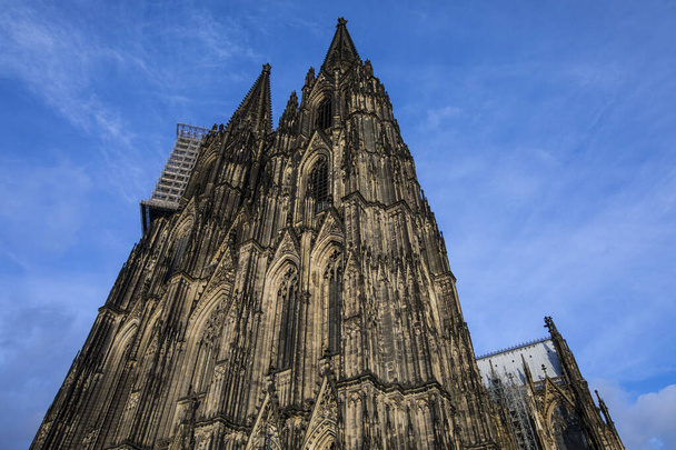 The magnificent exterior of Cologne Cathedral, or Kolner Dom, in the city of Cologne in Germany. - Fotografie, Obrázek