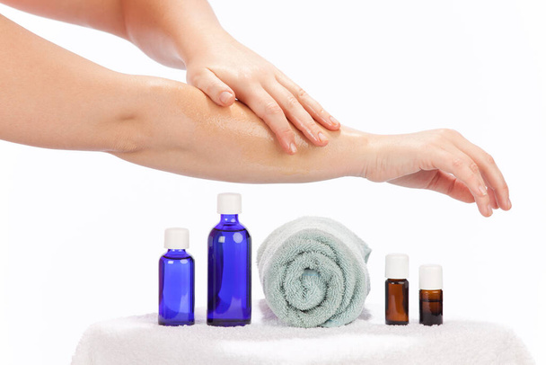 Skin care with essential oils - Foto, Imagem