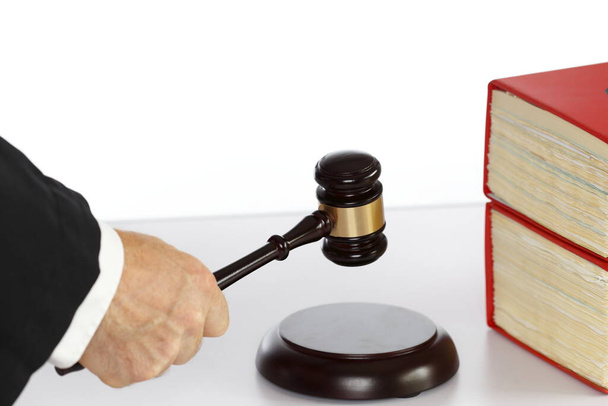 judge gavel and books on wooden table - Foto, immagini