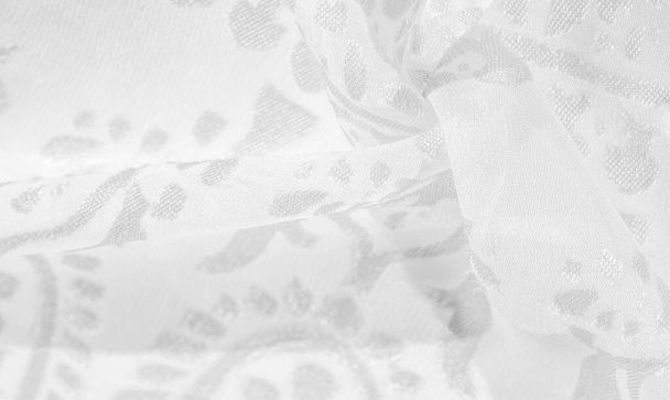 Textuur van de foto, collectie, zijden doek, damessjaal, lavendel wit pastel op een witte achtergrond, - Foto, afbeelding