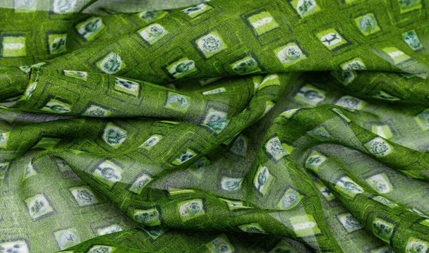 Textura, fondo, patrón, tela de seda verde, tejido delicado, bufanda de fantasía de impresión de cheque, diseño, tejido calado - Foto, imagen