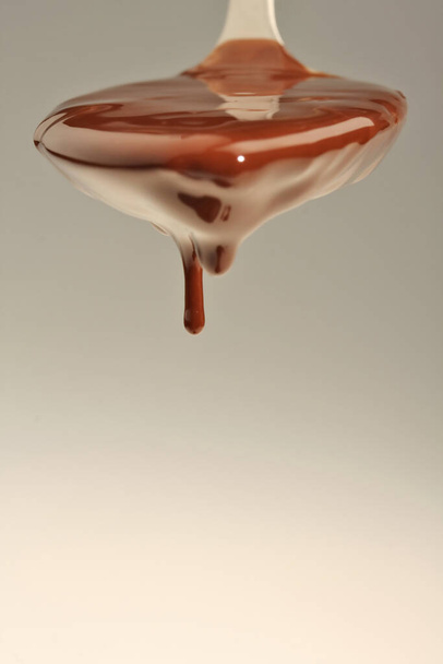 brown tasty chocolate treats - Foto, afbeelding