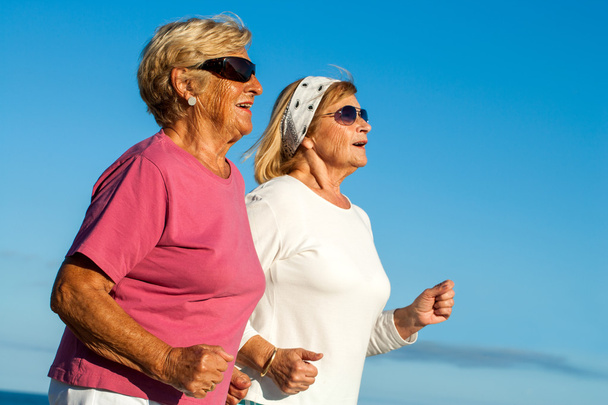 starší ženy, jogging. - Fotografie, Obrázek