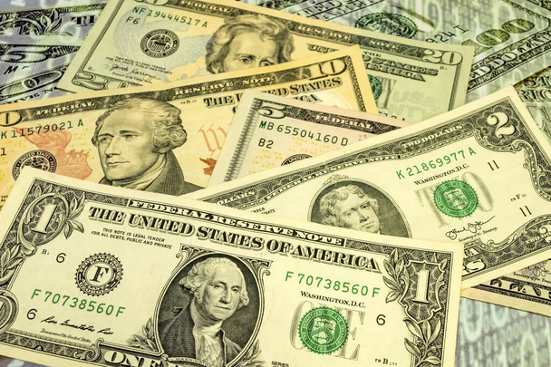 Dollar américain, la monnaie la plus utilisée dans le monde
 - Photo, image