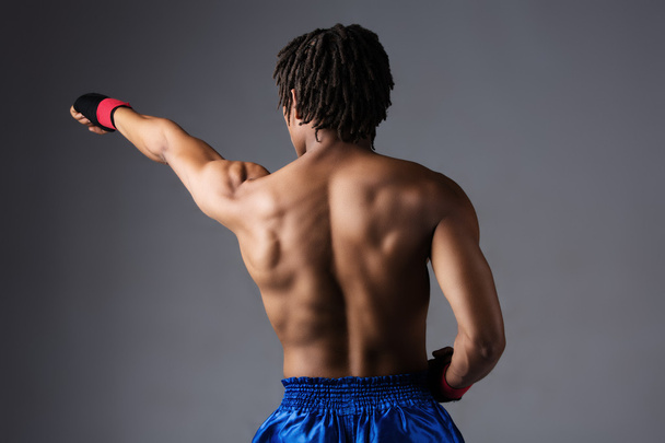 Combattente boxe maschile
 - Foto, immagini